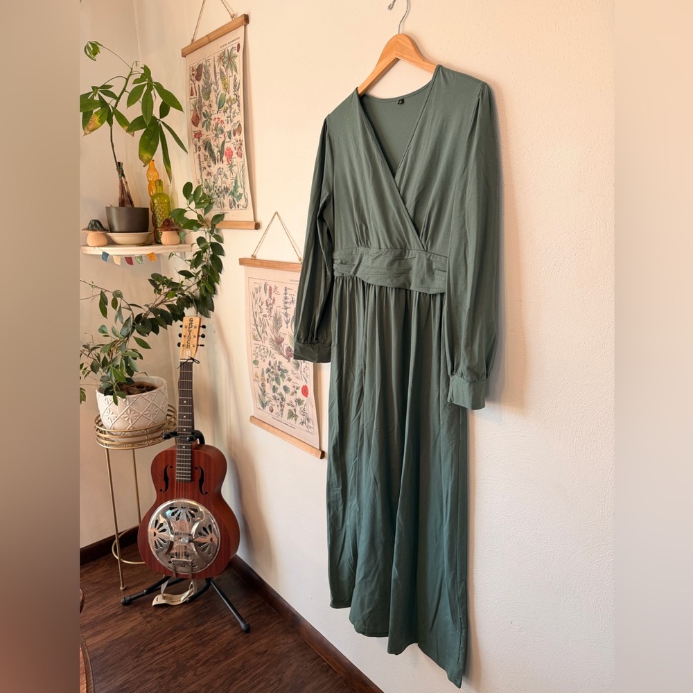 X-Large - Elegant Green Long Sleeve Dress